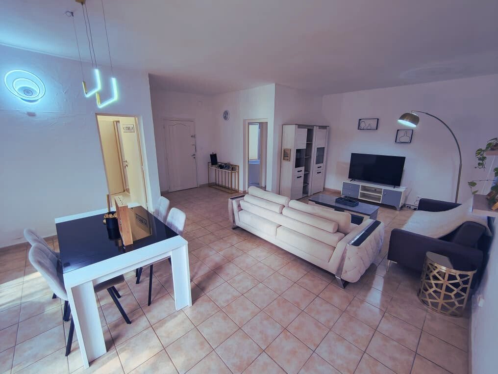 Appartement 3 pièces rez de jardin - Zone 4
